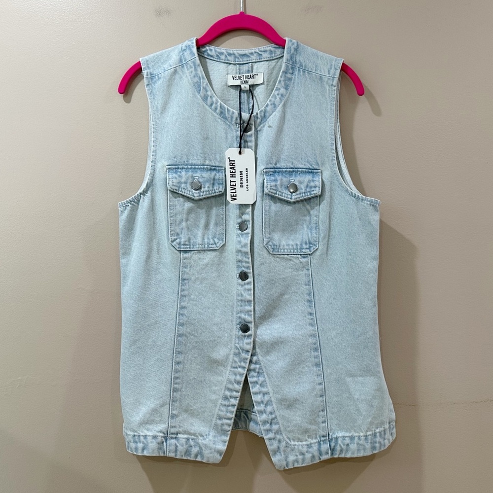 NWT Velvet Heart Denim Vest Collarless Light Wash Jean Top Jacket Vest Womens L